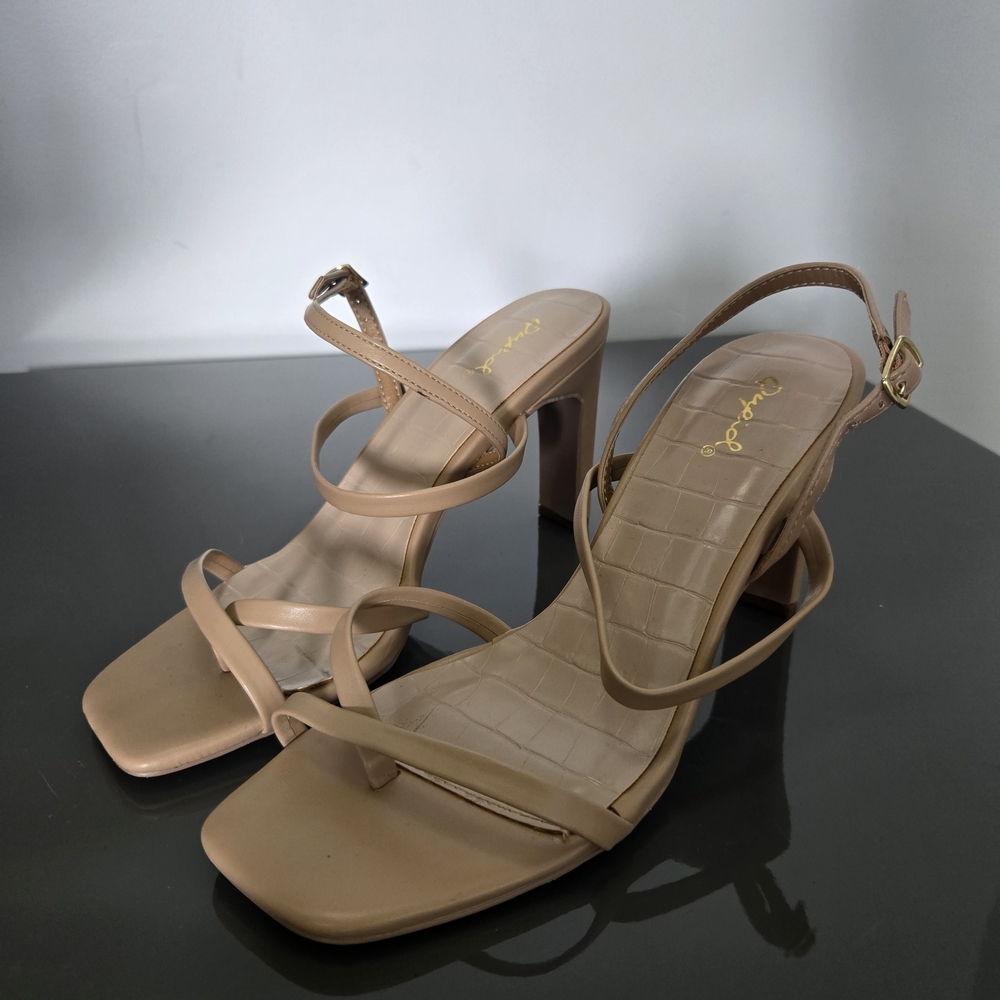 Qupid Kaylee Strappy Heeled Sandals Size 7